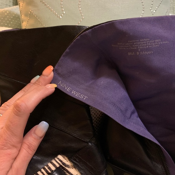 Nine West Black Stiletto Booties - Picture 2 of 2